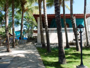 Casa de los Cocos front of house